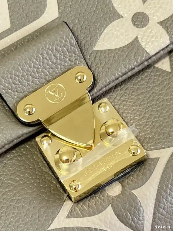 First bag ru VUITTON LOUIS MM MADELEINE 0514